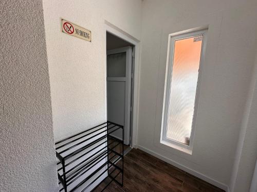 Three-Bedroom House image 2