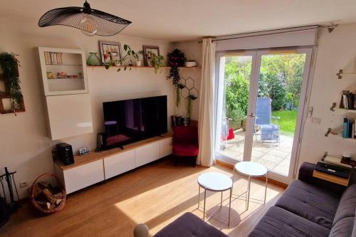 Maison cosy-JO24 à Voisins-le-Bx gîte à louer Guyancourt
