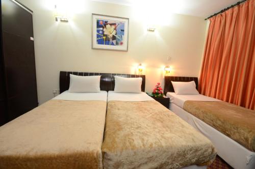 Royal Prince Hotel Room Type - Triple Room