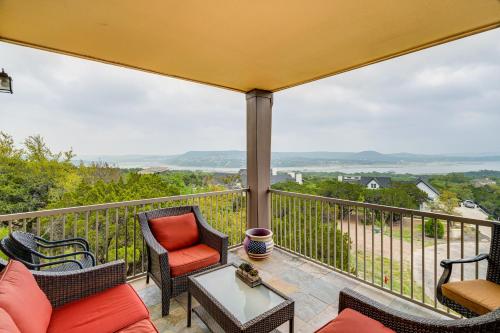 Jonestown Condo on Lake Travis with 2 Balconies!