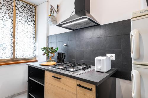 Gianicolense Apartment - image 11