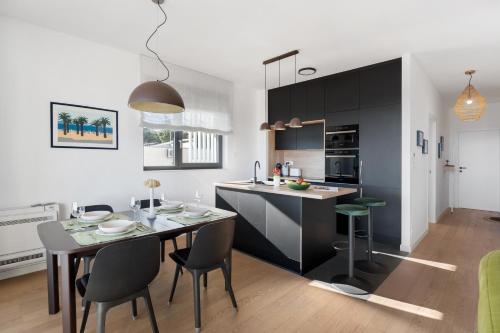 Hektor apartment with sea view terrace and garage, Split (Foto 6)