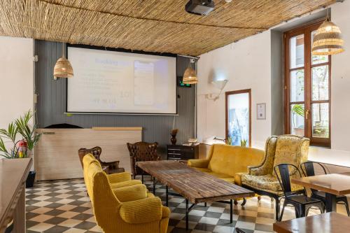 Зручності, El Josemari Hostel in Майорка