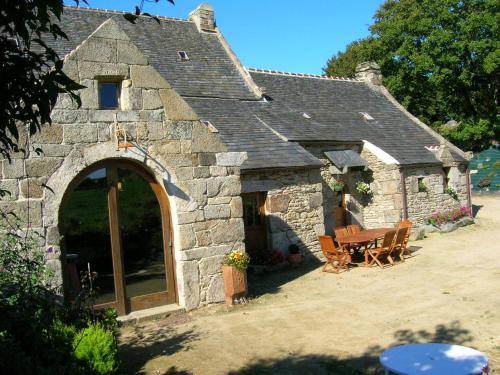 Gîte de Roch-Conan cottage Le Cloître-Saint-Thégonnec