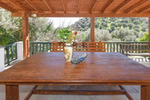 Country house in Limnionas in Limnionas