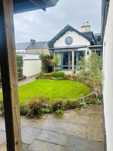 Bushmills Townhouse Room Type - Suite with Garden View