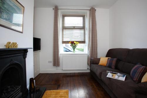 Spacious 3 bedroom Cottage in Whalley