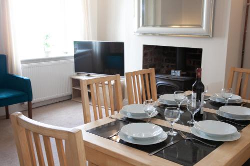 Spacious 3 bedroom Cottage in Whalley