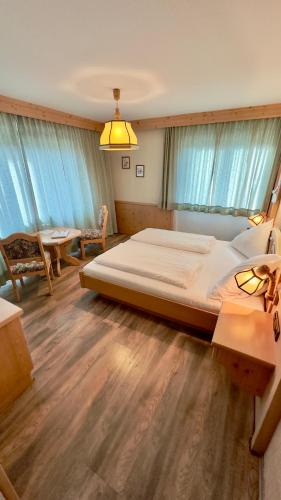 Hotel Alpenrose in Zöblen, Österreich