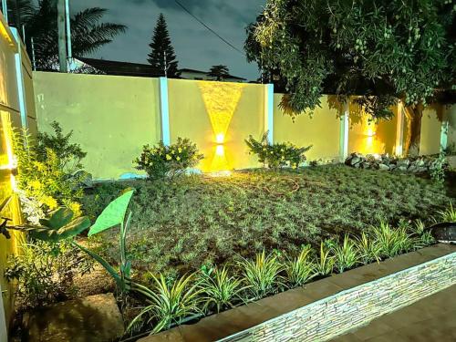 Maryluxe Stays 6Bd villa, West hills, Accra Ghana photo 4