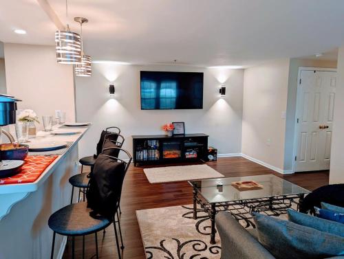 Lovely Luxury Condo in Glen Allen, USA