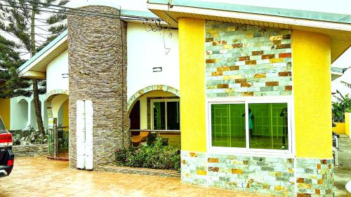 Maryluxe Stays 6Bd villa, West hills, Accra Ghana photo 2