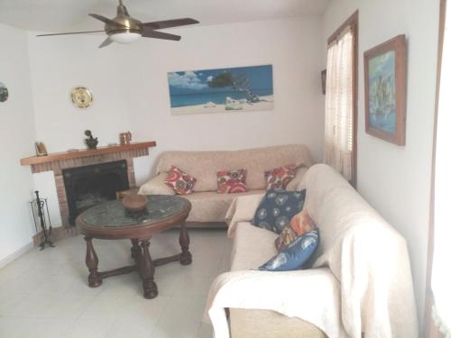 Casa a 85 metros playa 158 m2 4 dorm WIFI