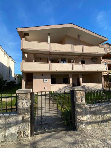 Viesnīcas āriene, Apartmani Zecevic in Glavati