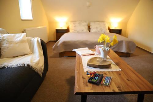 Krkonošská chaloupka (Krkonosska chaloupka) in Τσέρνυ Ντουλ