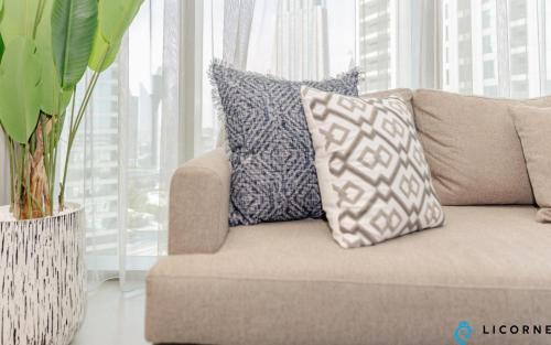 Brand New Modern 2BR Retreat, Walk to Dubai Mall - Downtown Views ll, Dubai (foto 10)