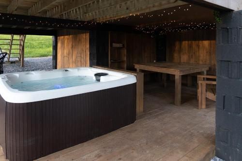 Valhalla Cabins AFrames with hot tubs