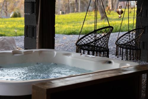 Valhalla Cabins AFrames with hot tubs