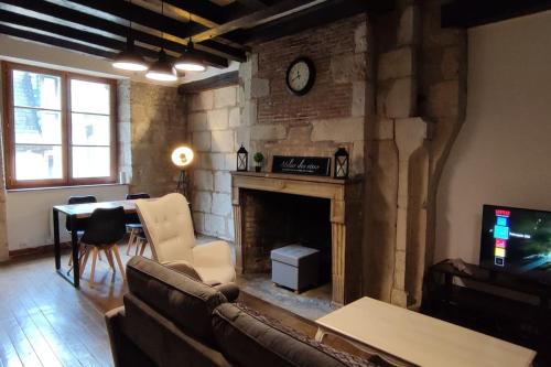 102 Duplex Familial de Charme avec Colombages en Immersion Historique et Confort au Cœur de la Ville - Location saisonnière - Bourges