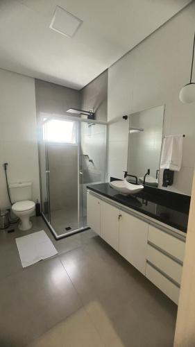 Shower, Hostel Mirandopolis in Saude