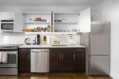 Large Upper East Side 1BD Elevator Rooftop near Guggenheim Múzeum