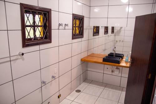 Otima casa com lareira e WiFi Campos do Jordao SP - image 9