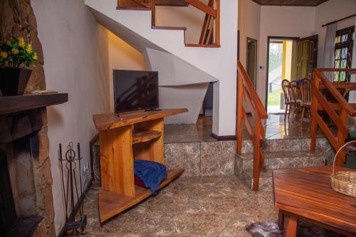 Otima casa com lareira e WiFi Campos do Jordao SP - image 14