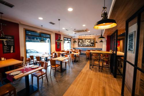 Restoran, Hotel Restaurante Isape GBC in Arcade