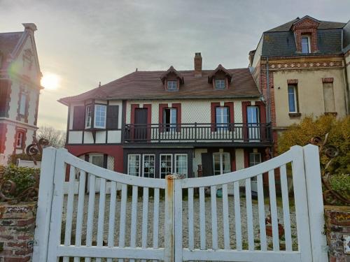 Une parenthèse en bord de mer - Pension de famille - Houlgate