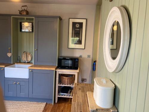 The BeeKeepers - Homely Luxurious Self Catering