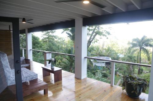 Roam Yoga & Wellness Lodge in Bastimentos