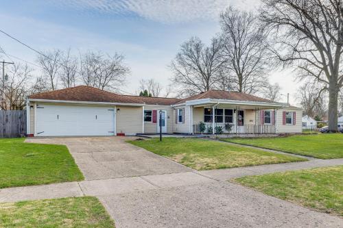 South Bend Home with Gas Grill Near Universities!