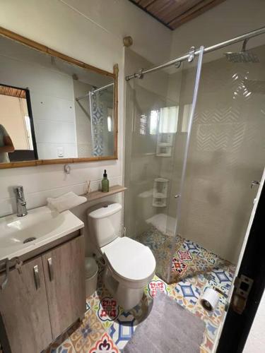 Alojamiento cerca a La Mesa con Piscina Alojamiento cerca a La Mesa con Piscina