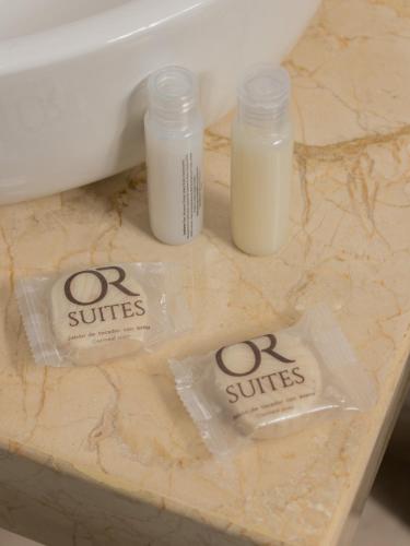 Deluxe Double Room with Two Double Beds room in Hotel OR Suites