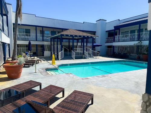 View, Wave Hotel Manhattan Beach in Beach Cities