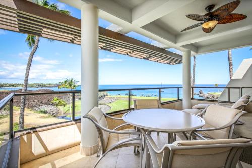 Mauna Lani Point,
