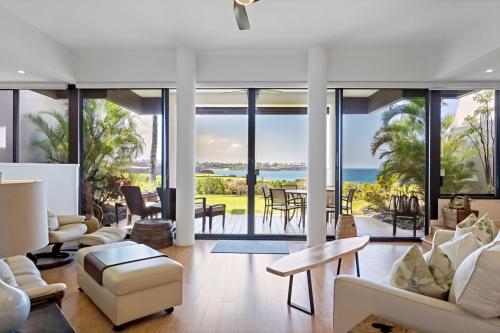 Mauna Lani Point,