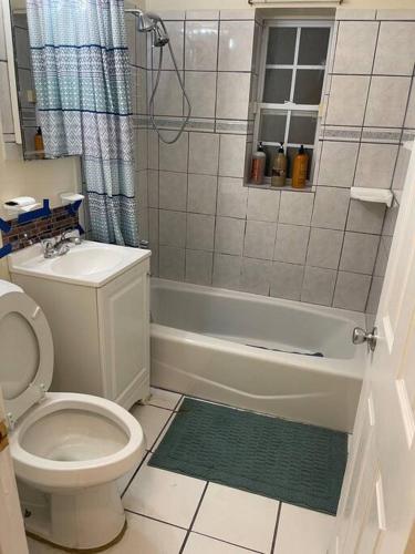 2 Bedroom House, Ideal for a Family in Fort Pierce, USA