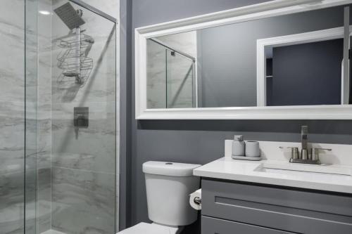 Revitalized 1 BR Apt near City Museum in Saint Louis, USA