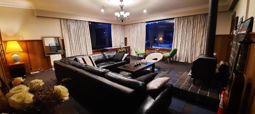 Spacious Comfortable House in Karori