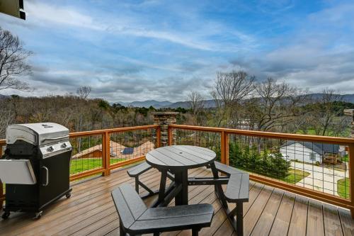 Apkārtne, Mon Trèsor, Modern Mountain Views with deck (Mon Tresor, Modern Mountain Views with deck) in Vīvervilla (NC)