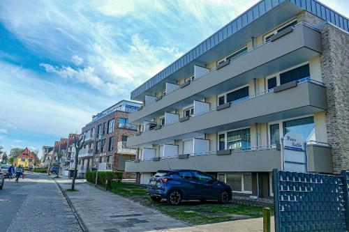Apartment with Terrace image 5