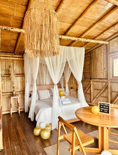 Montelena Glamping in Nocaima