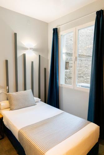 Hostal Carmen & Coworking - image 12
