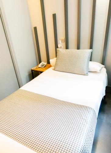 Hostal Carmen & Coworking - image 8