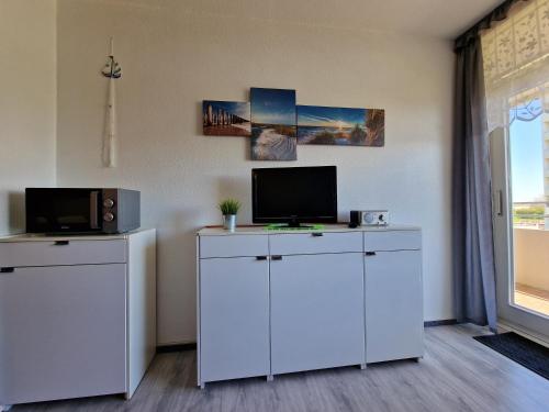 Apartment with Sea View image 10