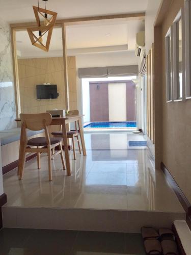 Dotări, The Vista Pool Villa in Tha Muang