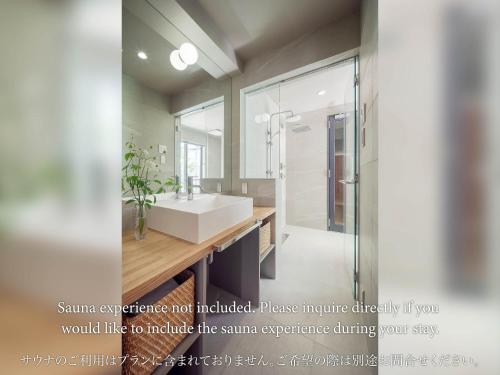 Two-Bedroom Townhouse image 5