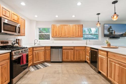 Family Home - Sandpointschweitzer - image 12