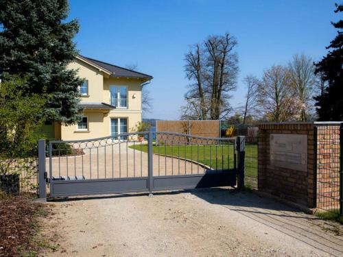 Casa sul Lago Modern retreat in Gallin, Deutschland